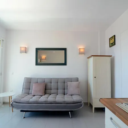Els Griells Near Beachfront Apartment L'Estartit
